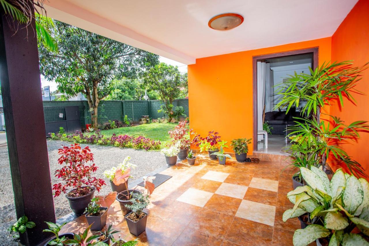 Anthuan Residence Negombo Bagian luar foto