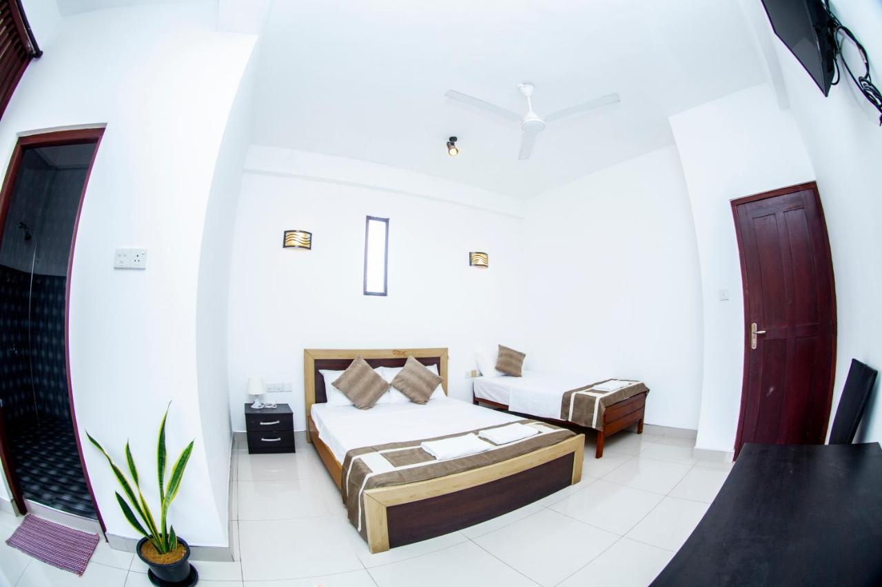 Anthuan Residence Negombo Bagian luar foto