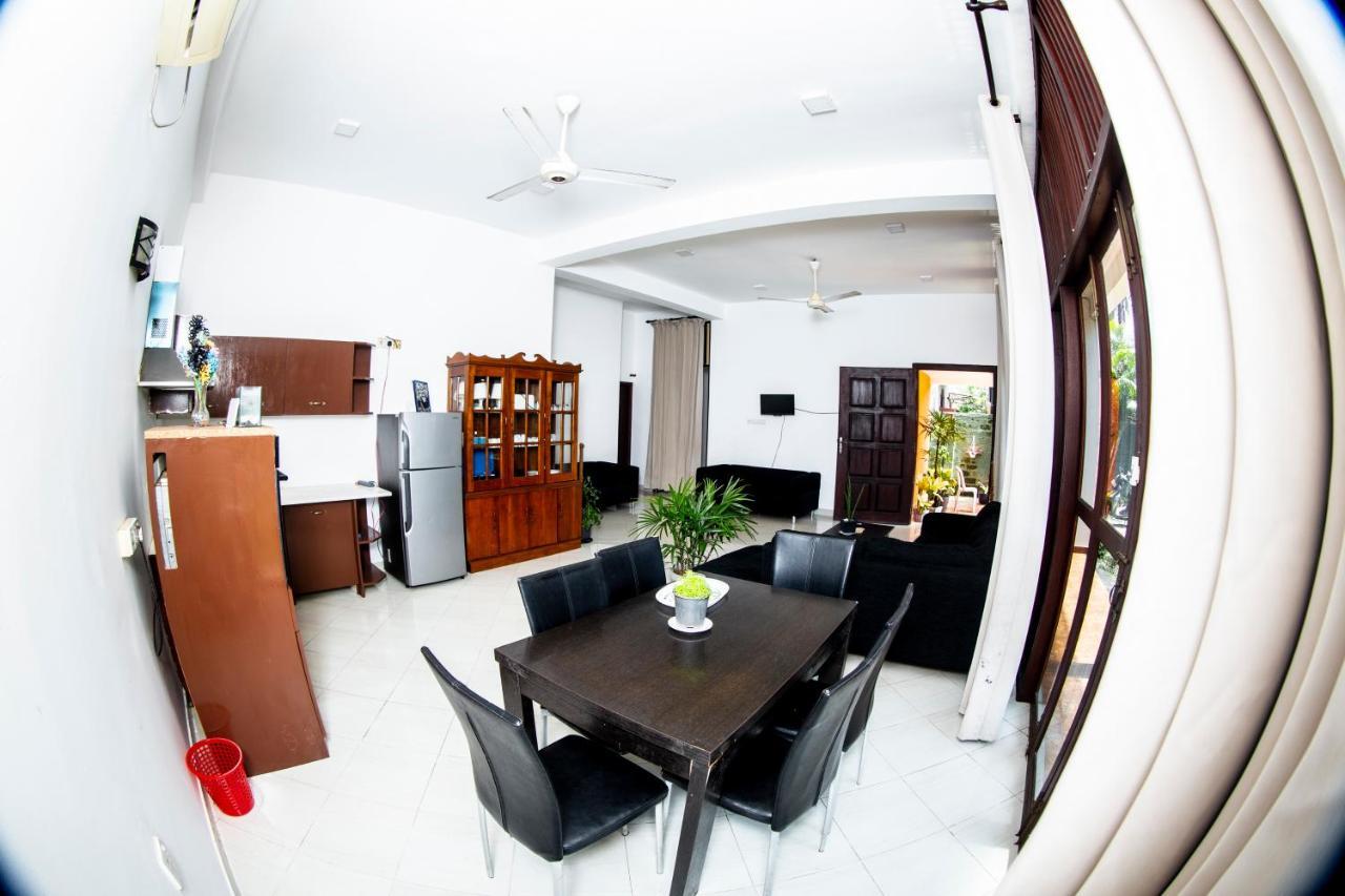 Anthuan Residence Negombo Bagian luar foto