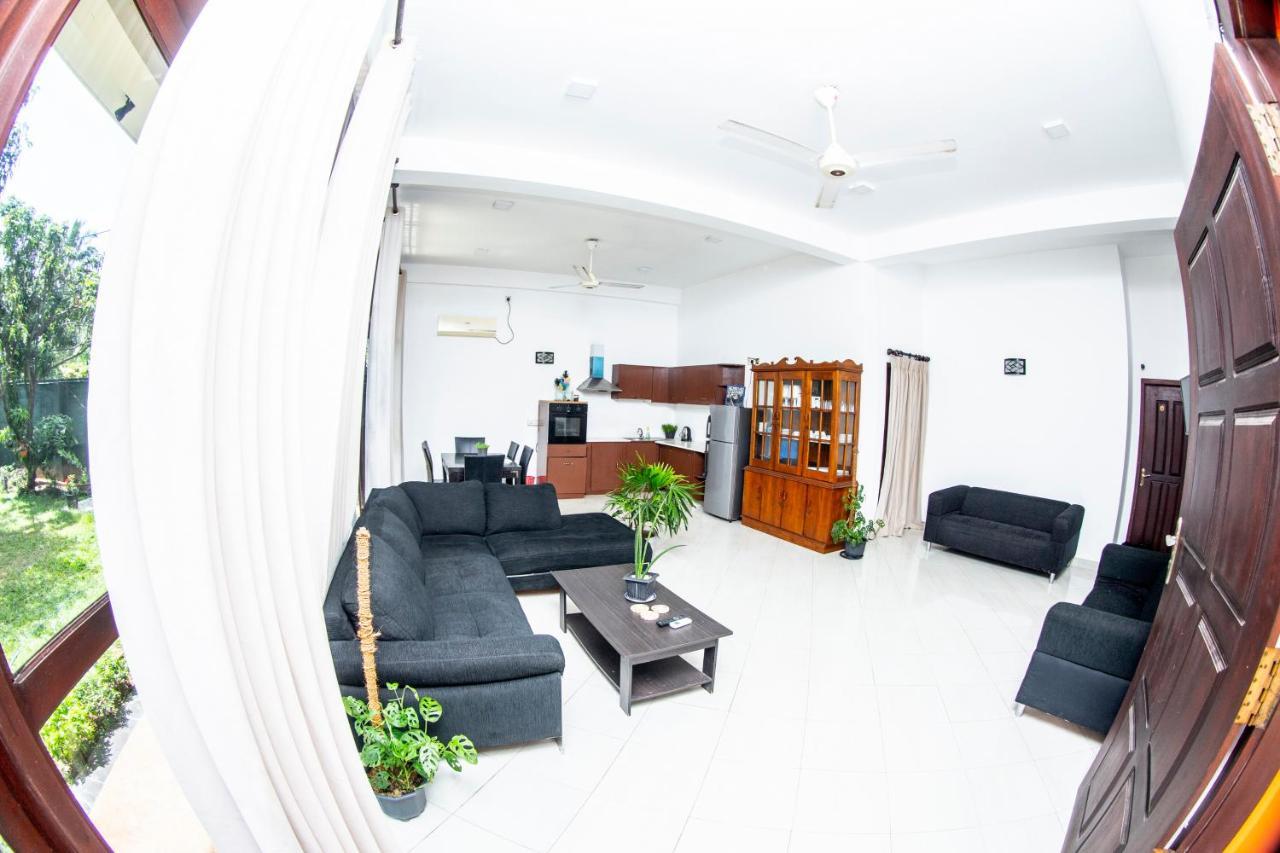 Anthuan Residence Negombo Bagian luar foto