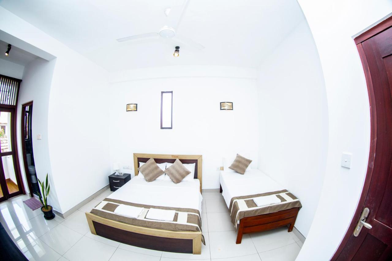 Anthuan Residence Negombo Bagian luar foto