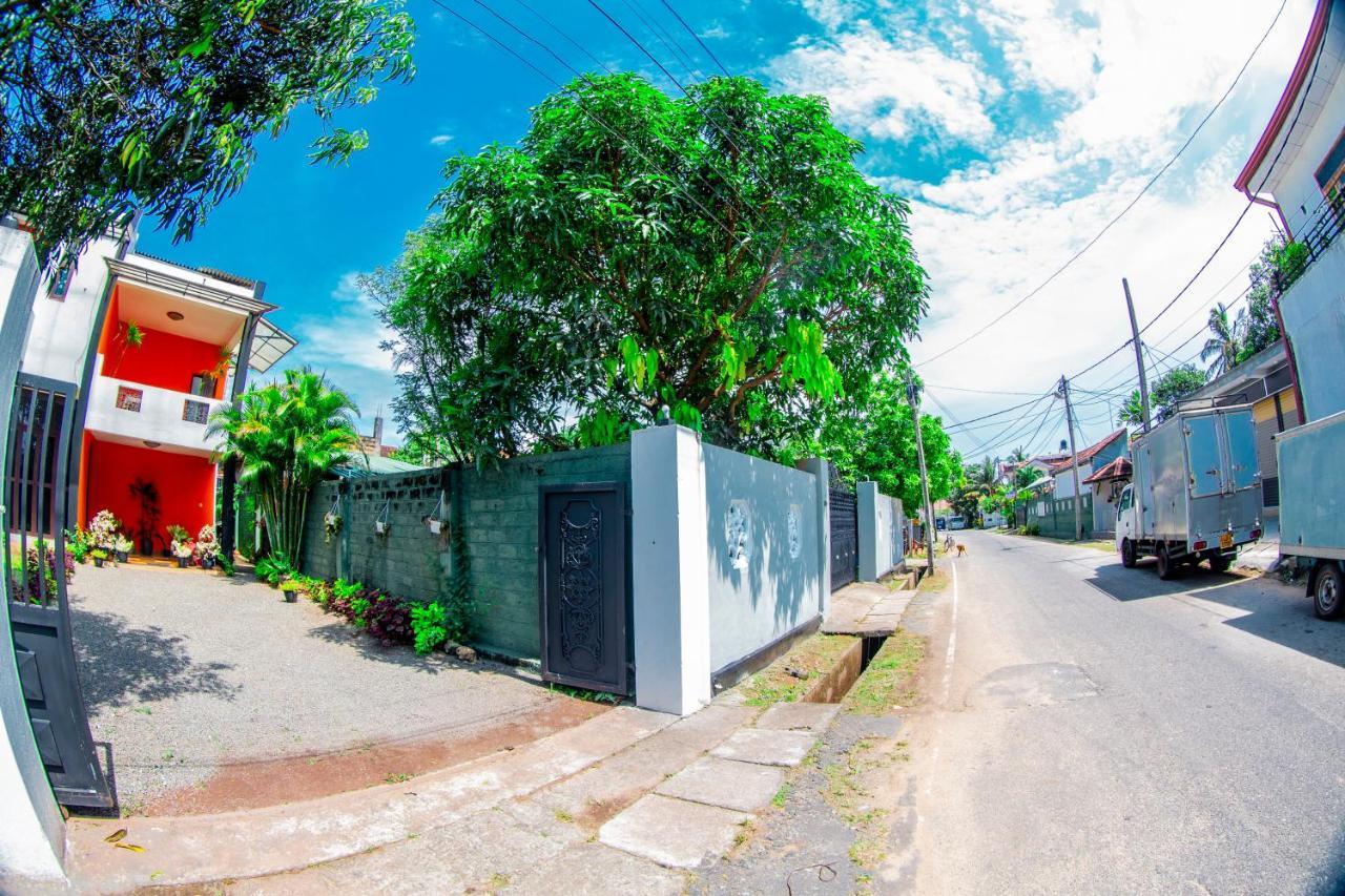 Anthuan Residence Negombo Bagian luar foto