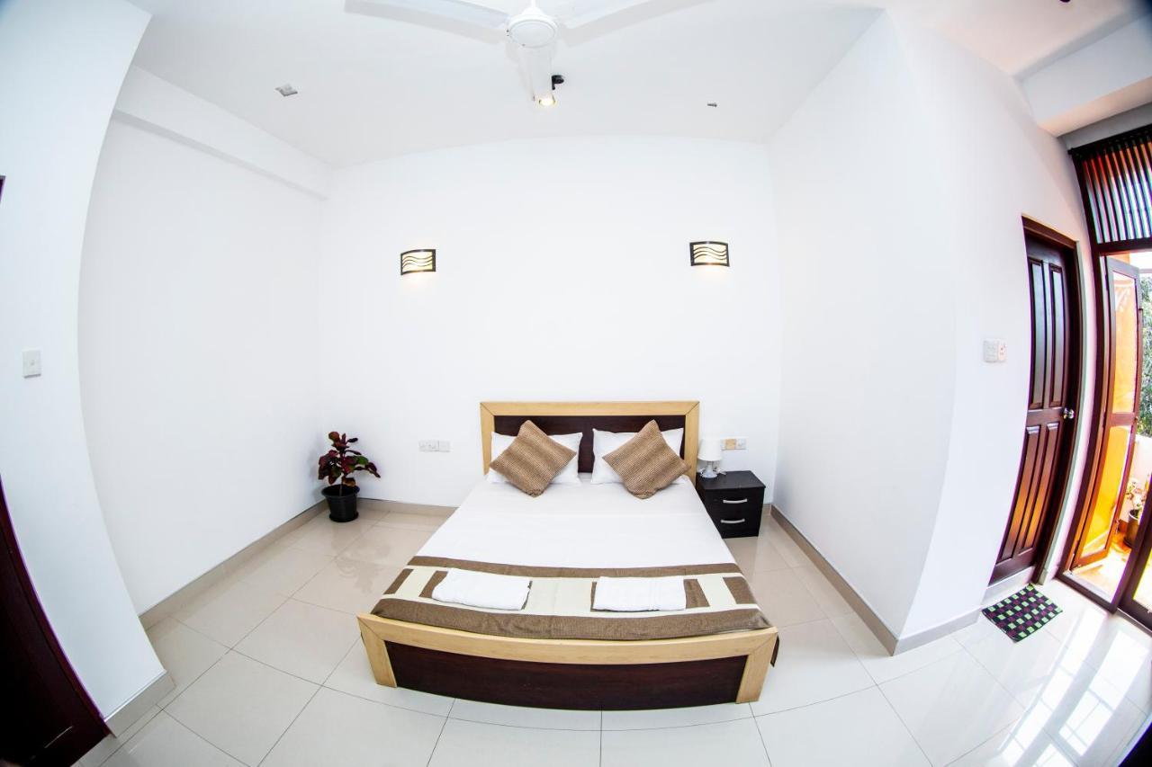 Anthuan Residence Negombo Bagian luar foto