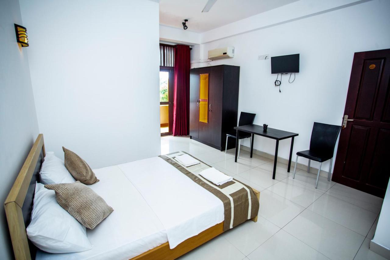 Anthuan Residence Negombo Bagian luar foto