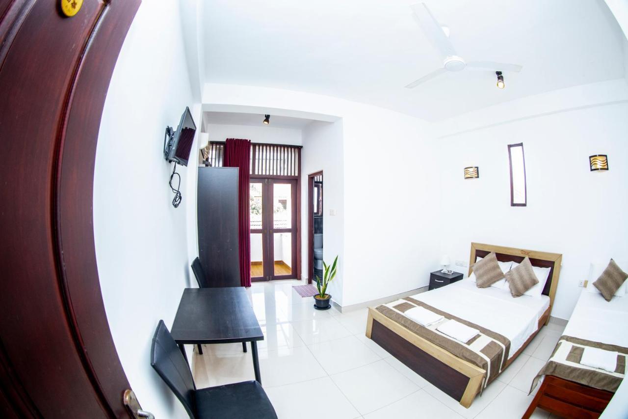 Anthuan Residence Negombo Bagian luar foto